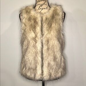 Victoria’s Secret Supermodel Essentials faux fur vest S